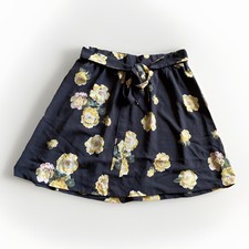 Ann Taylor Loft Size M Gray Floral Rose A Line Skirt