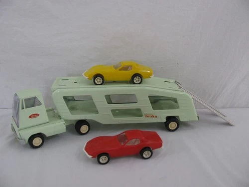 Vintage 1970-73 Mini Tonka Toys Pressed Steel Green Car Hauler w/ Corvette Cars