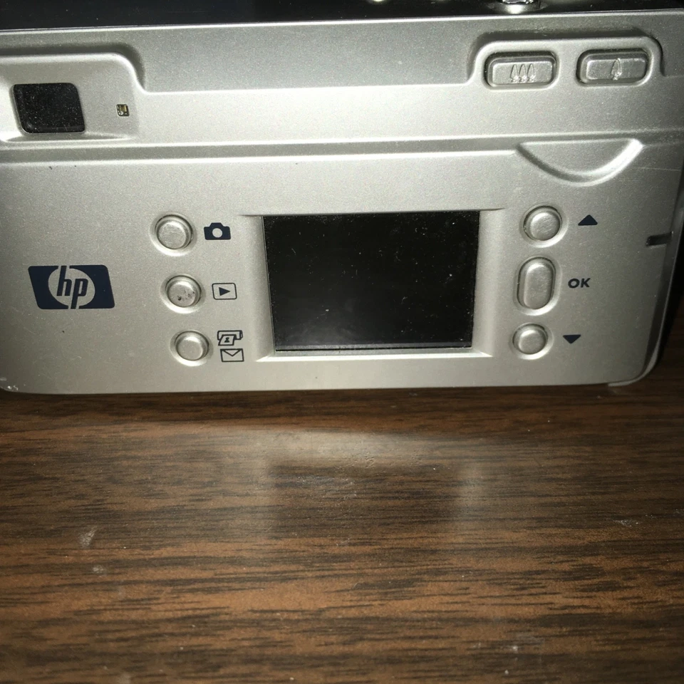 HP Photosmart 435 Camera, 3.1 MP, 5x Zoom.  Gently used, FREE SHIP. - Image 3 of 3