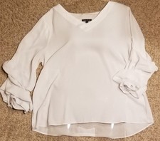 SAMI & JO Women's white 3/4 sleeve top size Large 100% polyester gathered sleeve