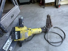 Bosch Jackhammer GSH16 Corded Demolition Hammer with 2 Bits