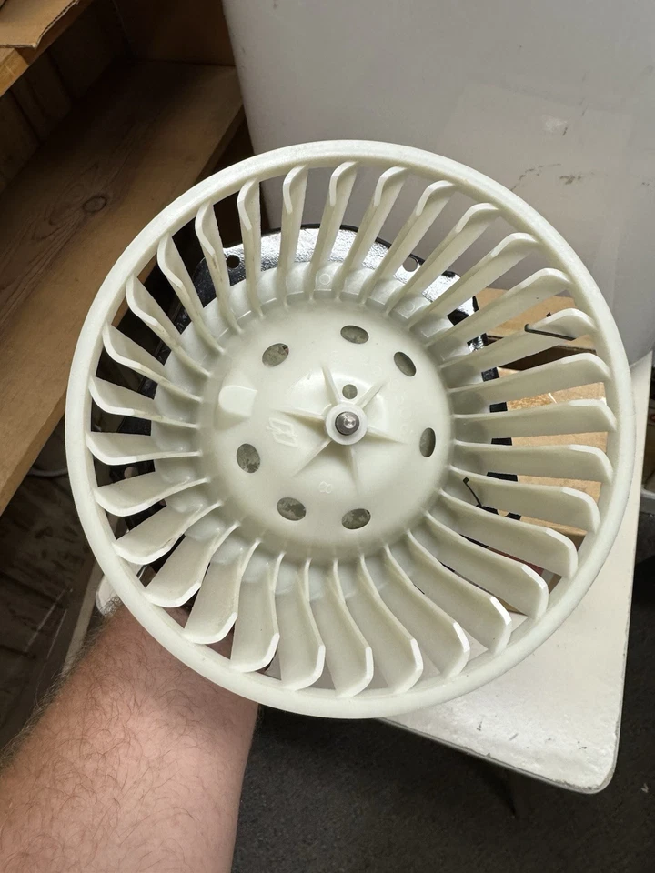 Nuevo conjunto de motor soplador GM ACDelco #15-8546 para Cheverolet/GMC 52466086 Foto 4 de 4