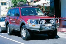 Arb 3434050 Combination Bumper For 2000-2003 Mitsubishi Montero