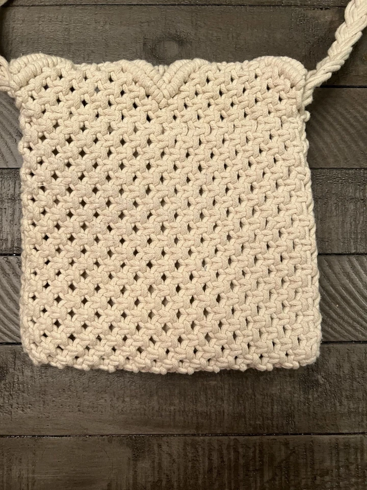 Tommy Bahama Boho Crossbody Macrame Ivory Woven Flap Bag Purse - Image 2 of 4