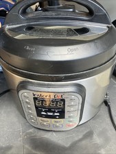 Autocuiseur multi-usage Instant Pot 6 pintes - Légèrement utilisé - Propre et entièrement Fu