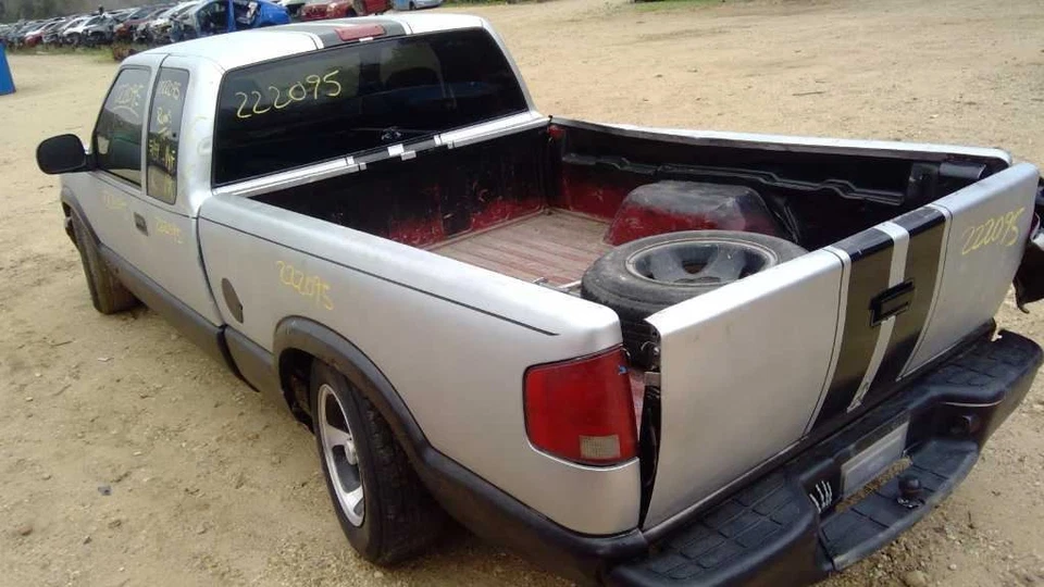 (LOCAL PICKUP ONLY) Driver Front Door Chevrolet Manual Fits 98-05 BLAZER S10/JIM Foto 4 de 4