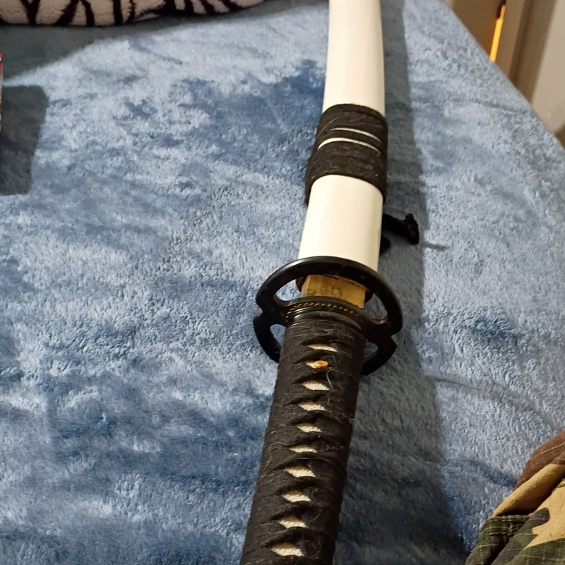 Japanese Katana Sword Steel Blade Cord Wrapped Handle Black White Scabbard