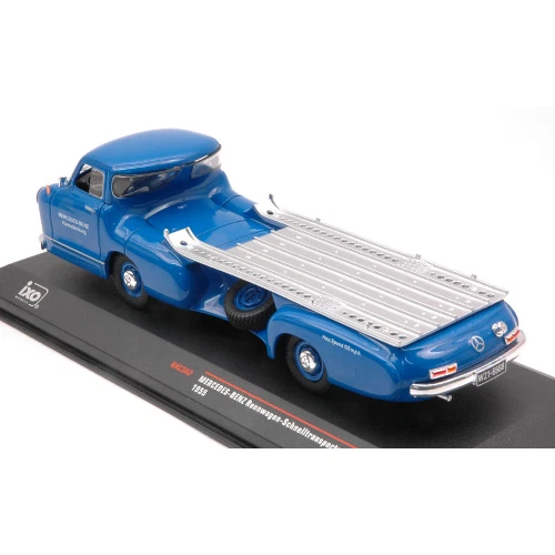 MERCEDES RENNTRANSPORTER 1955 BLAUES WUNDER 1:43 Ixo Model Camion Modellino Nuov - Immagine 2 di 3