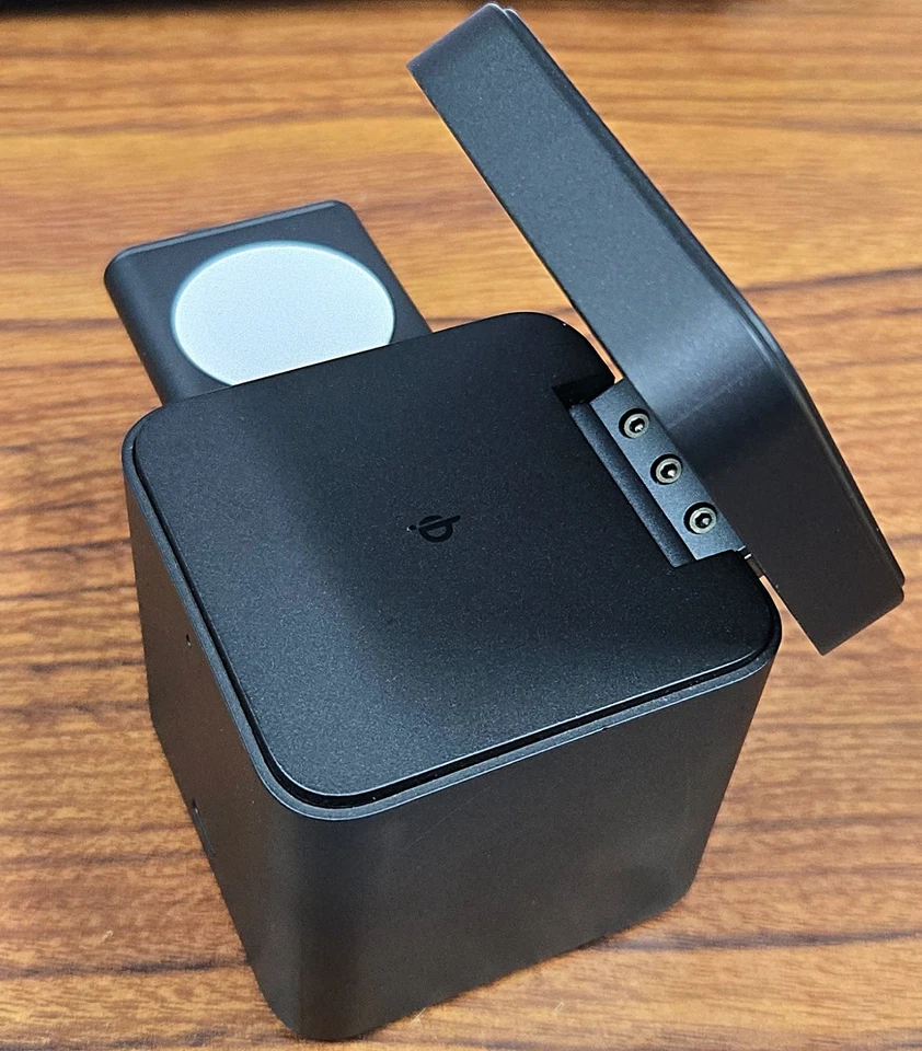 Anker MagGo 3-in-1 Cube Charging Station with Qi2 for iPhone Airpod Apple Watch - Image 4 of 4