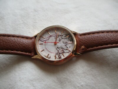 Wristwatch Round Map Themed Face Rose Gold Toned Brown Buckle Band