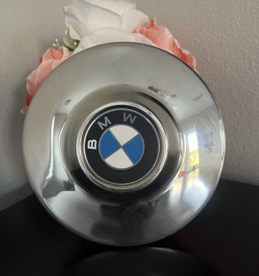 Tapacubos original BMW E12 E3 E9 2500 2800 2800Bav 2800CS 3.0CS 3.0CSi 36131105834 Foto 3 de 4