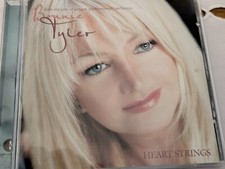 Bonnie Tyler with The City Of Prague Philharm...
