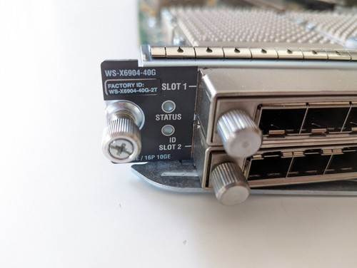 Cisco WS-X6904-40G-2T with DFC4 Daughtercard and 4x CVR-CFP-4SFP10G CFP Modules - Afbeelding 2 van 5