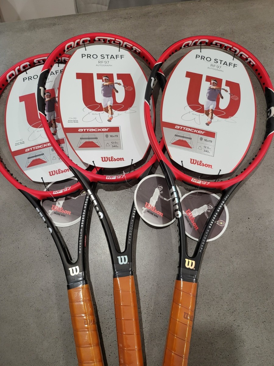 Wilson Pro Staff RF97 Autograph v10 Tennis Racquets 4 1/4 Wilson Pro Staff RF97 Autograph v10 Tennis Racquets 4 1/4