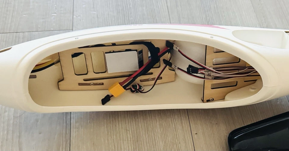 Avión de vela sin escobillas VOLANTEXRC ASW28 (PNP) 5 CANALES 2,6 M (102,4"") 75901 Foto 2 de 4