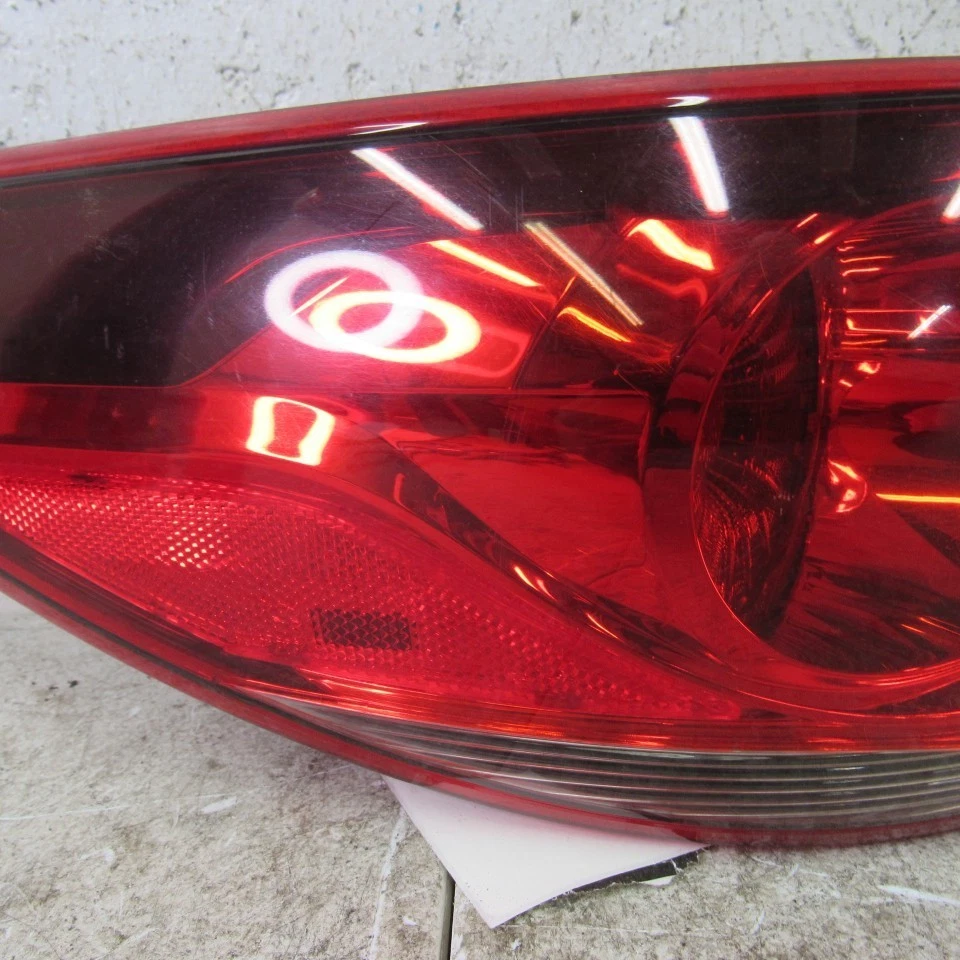 Cuarto de luz trasera del conductor montado en panel varios LED se adapta a 14-17 MAZDA 6 2277430 Foto 4 de 4