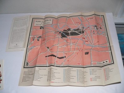Vintage Travel Paper: PLAN OF BERLIN for visitors Map