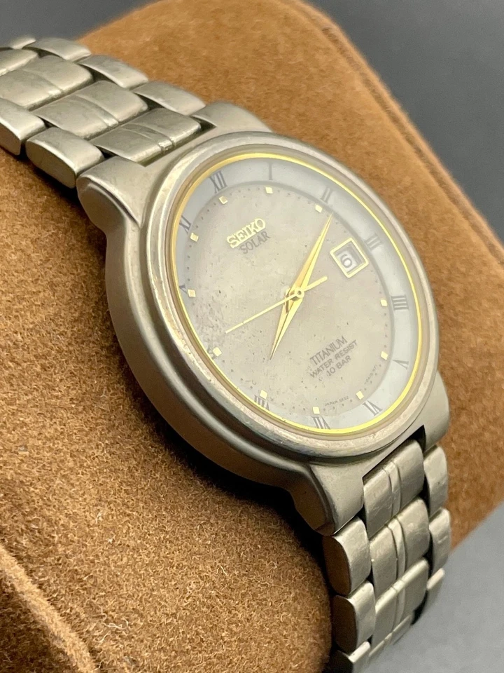 Reloj SEIKO Solar Titanio Pulsera Larga 100M Foto 3 de 4