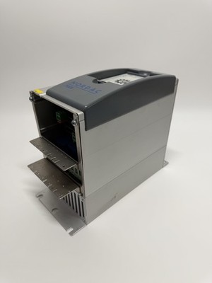 Frequenzumrichter GETRIEBEBAU NORD Vector  - SK 700E-151-340-A z.b. Kardex