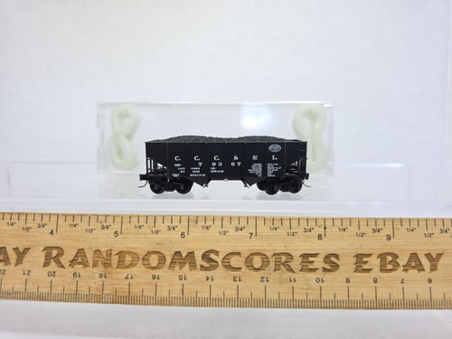 Tolva de 2 bahías MTL escala N 56160 NYC 33' CCC&St.L 79367 con carga micro trenes Ex | Condition: Used