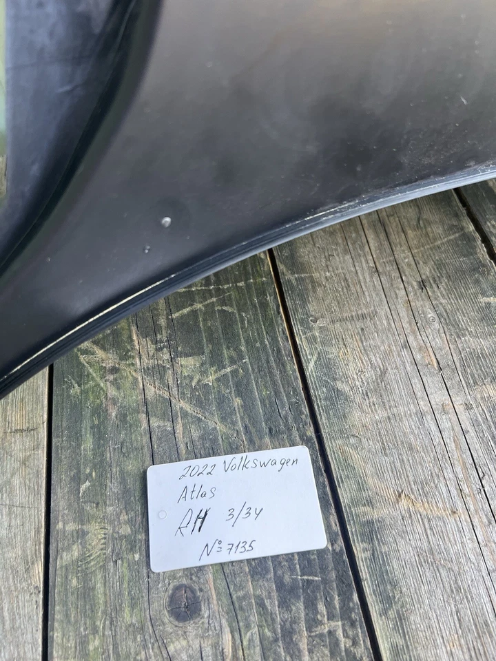 2018-2022 Volkswagen Atlas Right Windshield Cowl OEM. - Image 3 of 4