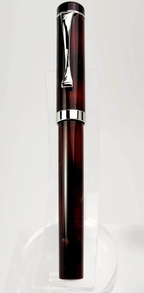 Pluma Estilográfica Laban Celebration Perla Negra Plumín Mediano LRN-F688BP (Sin Caja/Papeles) Foto 4 de 4