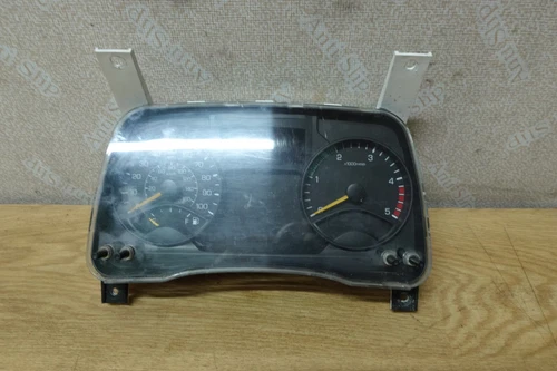 36865 H14C 2016 MITSUBISHI FUSO CANTER 3C15 SPEEDO CLOCK. ML222283