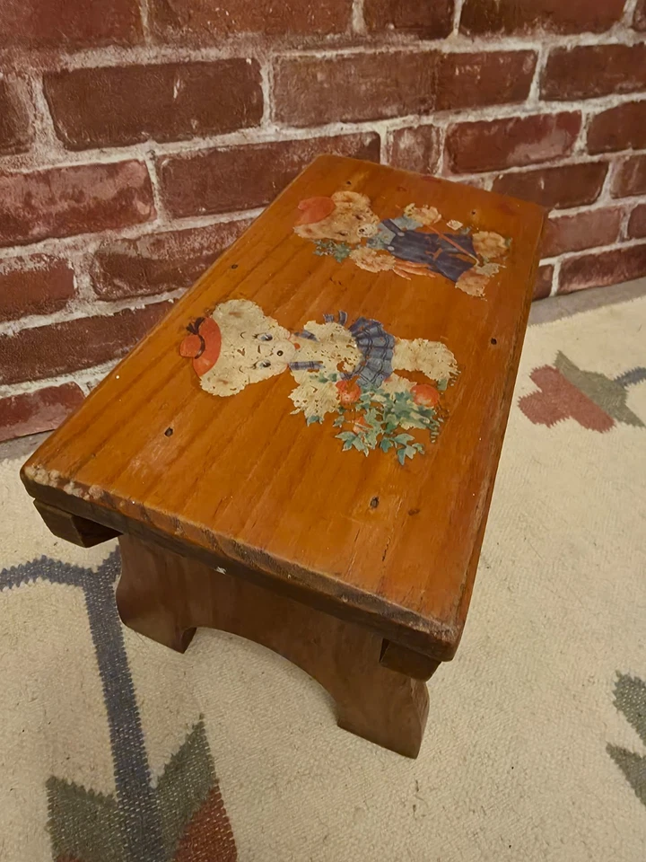 Very Cute Vintage Wooden Stool Teddy Bears - Image 2 of 4