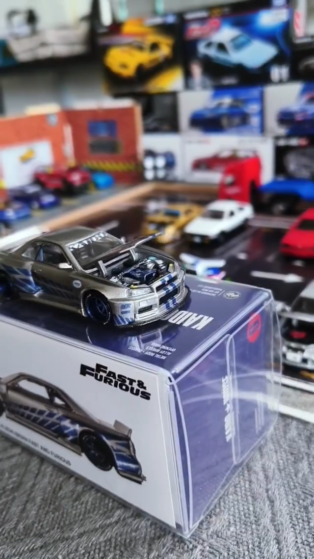 Kaido House x Mini GT Nissan Skyline GTR R34 CUSTOM Brian O Connor