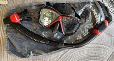 Cressi Snorkel and Mask Set Black/Red with Carrying Bag