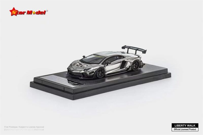 Star Model 1:64 Liberty Walk Aventador LP700-4 LBWK 2.0 Chrome