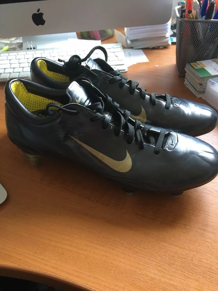 Nike boots deals size 6