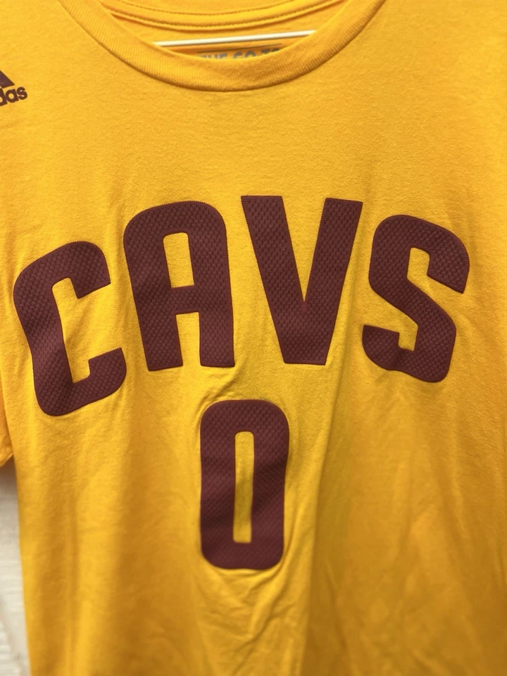 Camiseta deportiva Adidas NBA Cleveland Cavs #0 Kevin Love dorada/roja grande para hombre Foto 4 de 4
