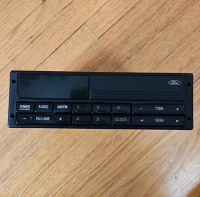 90's OEM Ford AM/FM Radio 98BB-19B131-AB