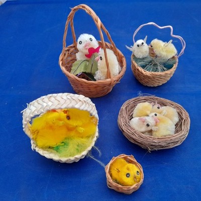 Vintage Osterdeko Chenille Körbe Küken Peeps Miniaturen Retro Kitsch