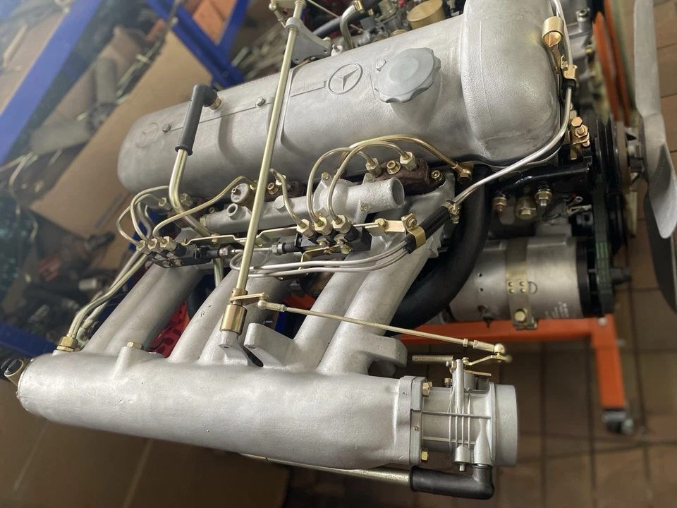 MOTOR MERCEDES BENZ W112 300 SE M189.984 REACONDICIONADO Foto 2 de 4