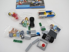 LEGO CITY Police Starter Set 60136 2017 100% Complete w/ Instructions