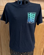 Boys Levi's Crew Neck T-Shirt Size 7/8 Blue Tee Summer Classic Casual