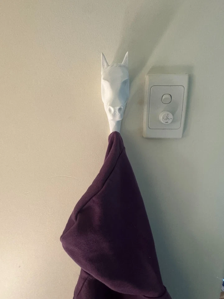 3D Printed Horse Head Wall Hook – Equestrian Decor Coat Hanger Foto 4 de 4