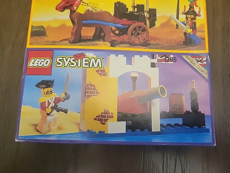 LEGO 1723 Pack Of 1794 Dragon Masters And 1795 Imperial guards NEW Sealed RARE! - Image 3 of 4