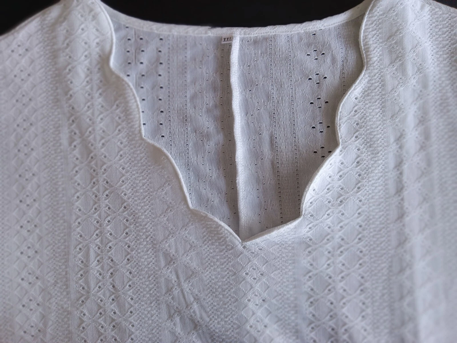 OFF WHITE Abito con occhiello bianco nuovo senza etichette taglia plus 1X (true fit) taglia nuovo con etichette collo v smerlato