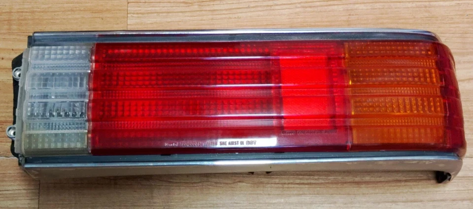 1981-1984 Subaru DL GL Sedan OEM Right Tail Light Assembly - Excellent Condition - Image 2 of 4