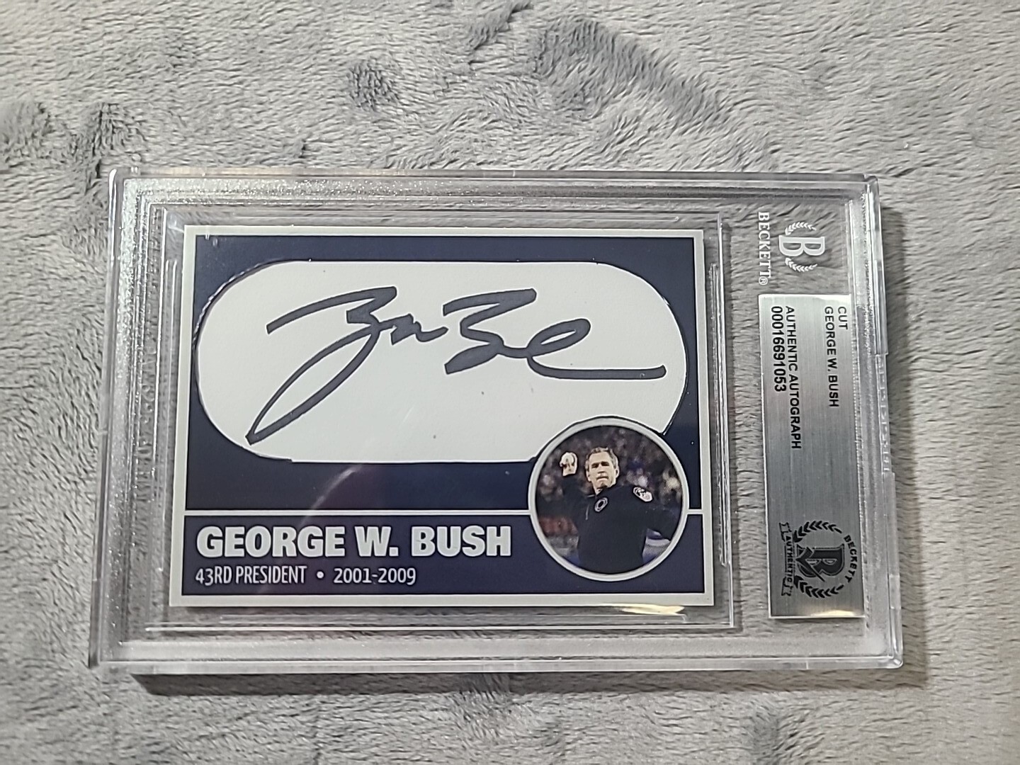 Picture 1 of 10