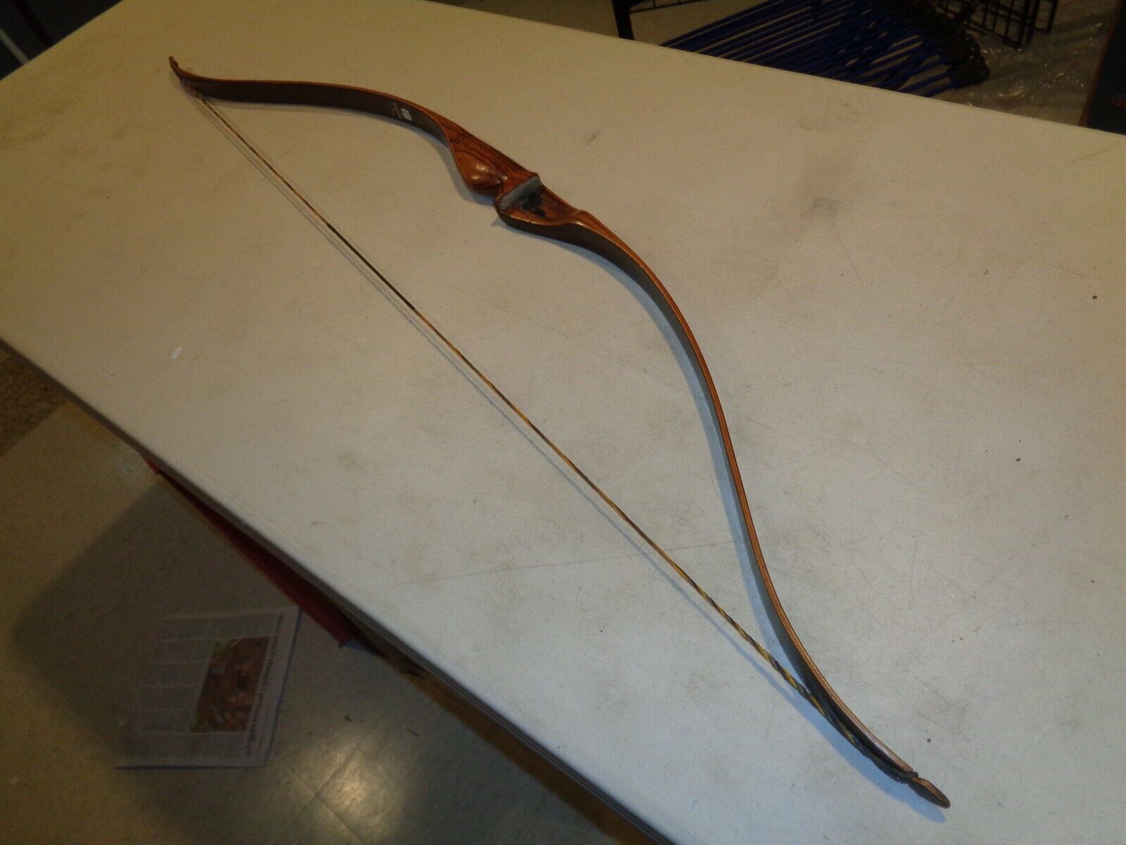 Vintage Indian Archery COCHISE Glasspowered Recurve Bow, 273-56", L56W40, RH.