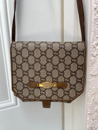 GUCCI  PLUS CROSS BODY BAG PURSE RARE VINTAGE COLLECTORS