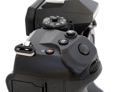 Olympus OM-D E-M1X Digitalkamera 5.850 Auslösungen Gewährleistung 1 Jahr - Bild 7 von 11