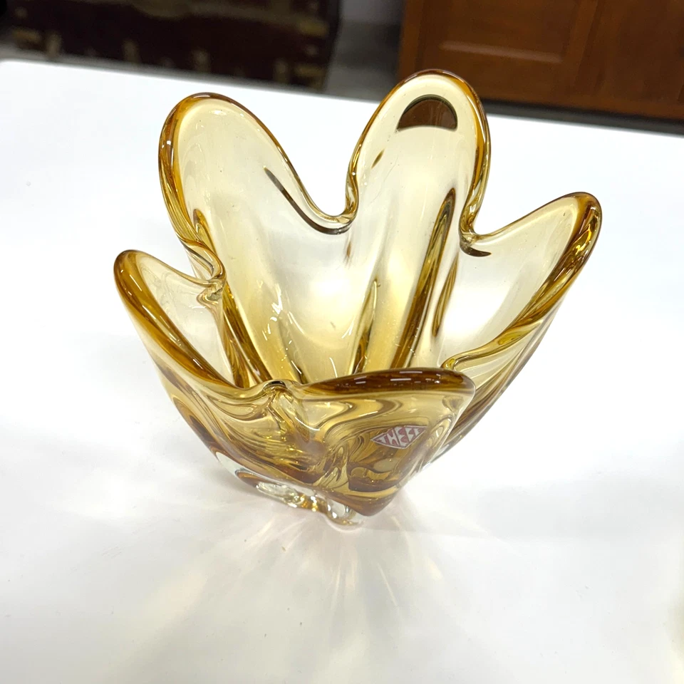 1960s - 1970s Freeform Honey Amber Art Glass Vase - RETRO Vintage Murano/Japan - image 3 of 4