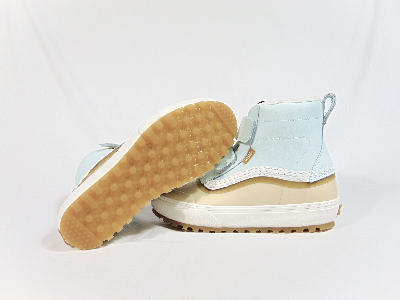 Vans Standard Mid V MTE All TRAC Trail Senderismo Botas de Nieve Talla 6.5 NUEVAS 721454 RARAS