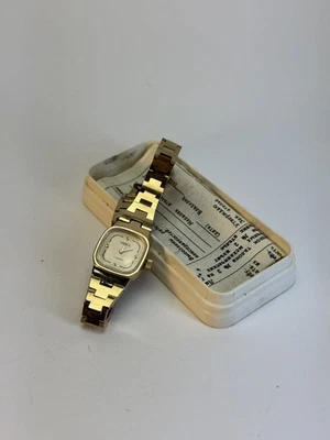 Chaika 1301 Ladies Vintage USSR Mechanical Watch Gold Plated 1987 NOS Full Set - Bild 1 von 4