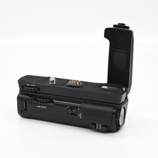 Olympus HLD-6G Grip with HLD-6P Battery pack for OM-D, E-M5 231